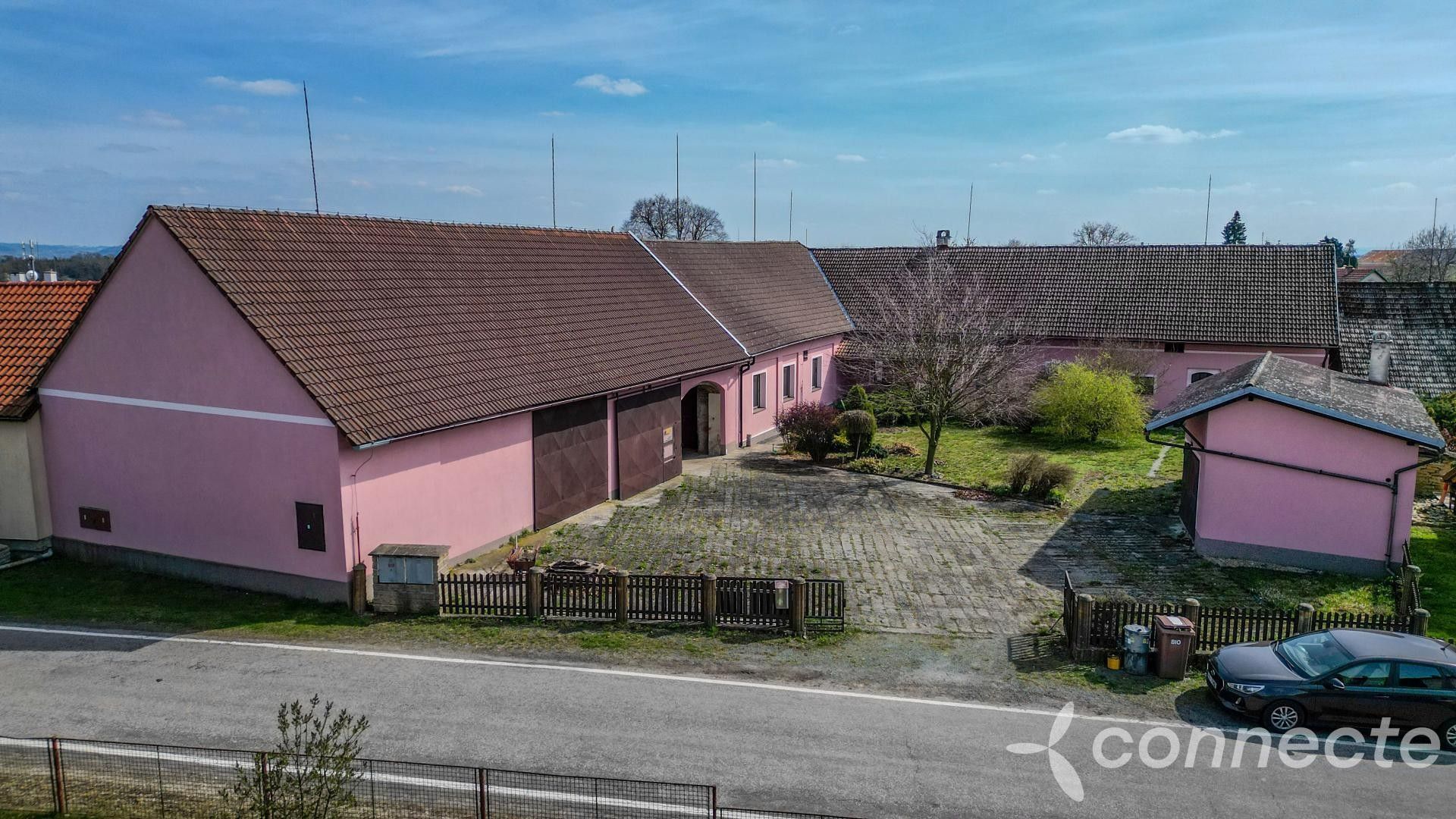 Rodinné domy, Hřibiny, Hřibiny-Ledská, 196 m²