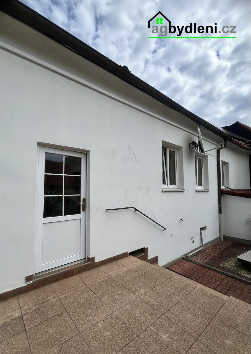 1+kk, Dolní náměstí, Město Touškov, 28 m²