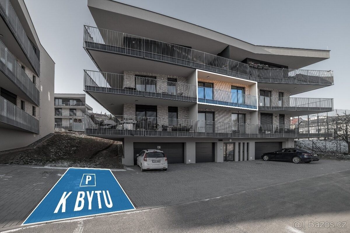 Pronájem byt 2+kk - Zlín, 763 02, 62 m²