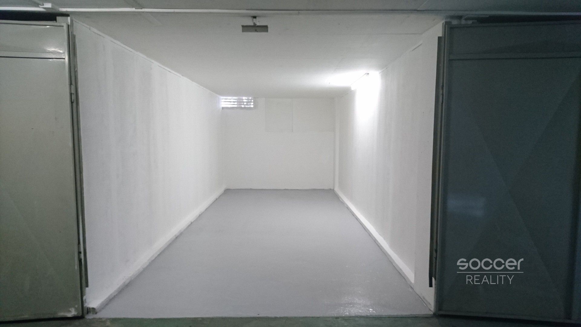 Garáže, Nušlova, Praha, 18 m²