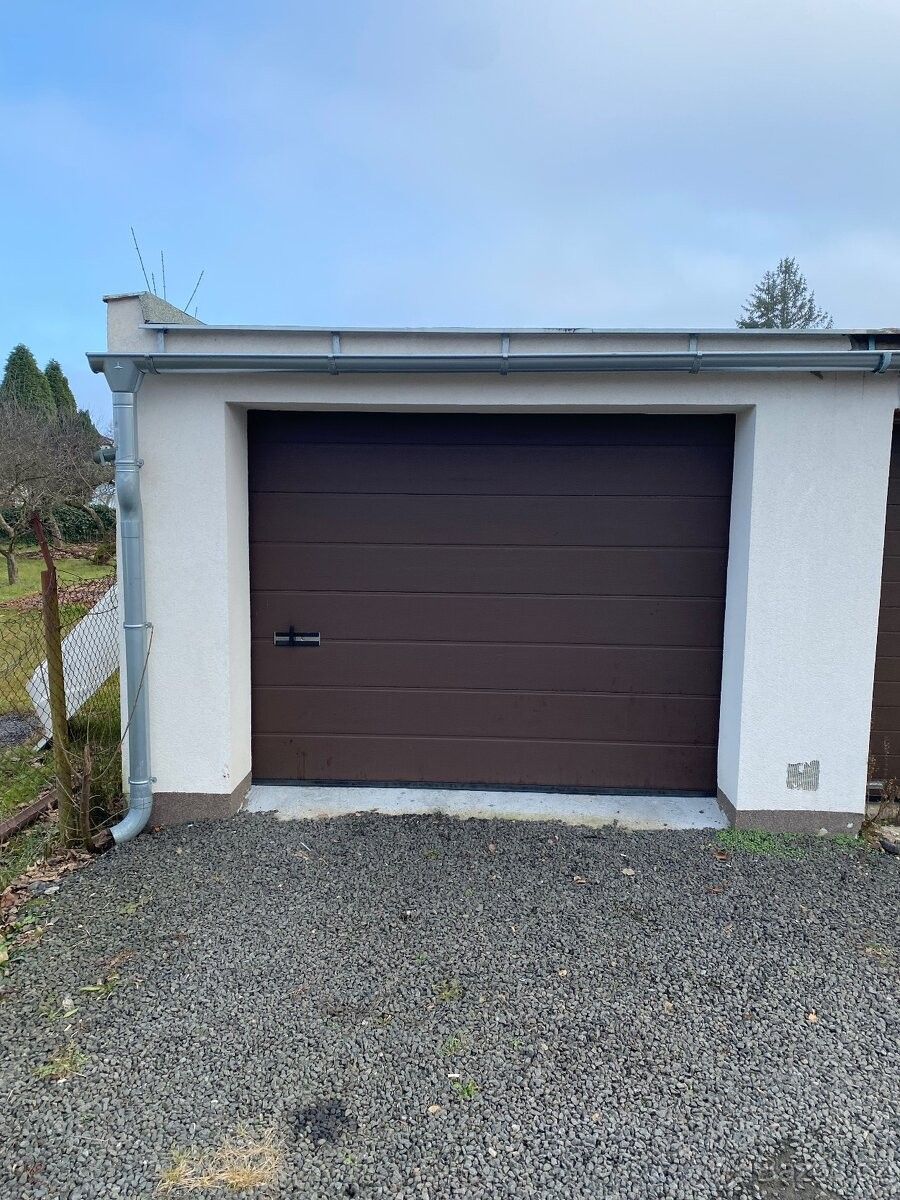 Garáže, Liberec, 460 07