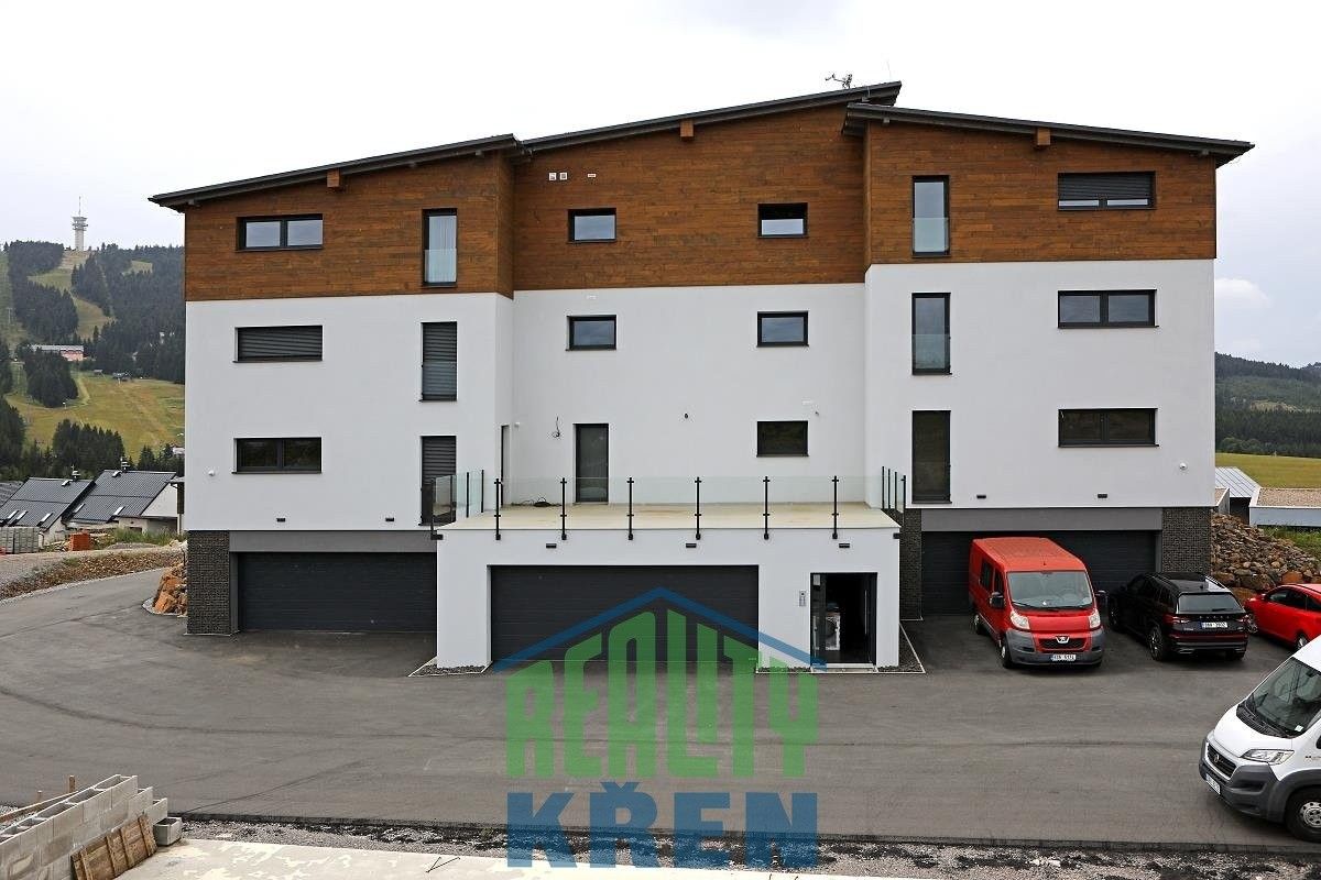 Prodej byt 3+kk - Loučná pod Klínovcem, 102 m²