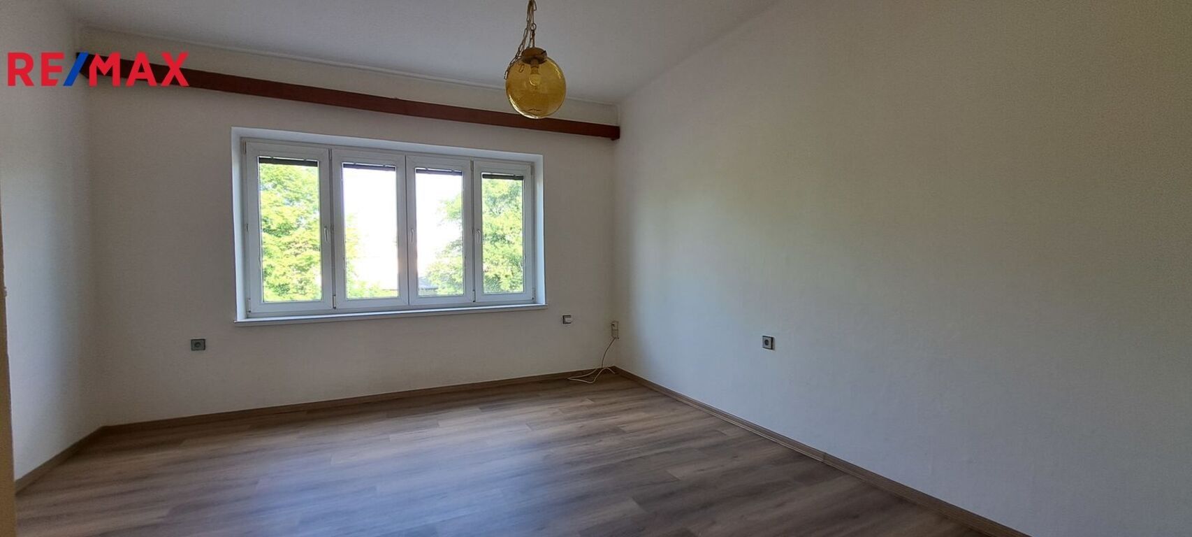 Prodej byt 2+1 - nábřeží Benešovo, Dvůr Králové nad Labem, 74 m²