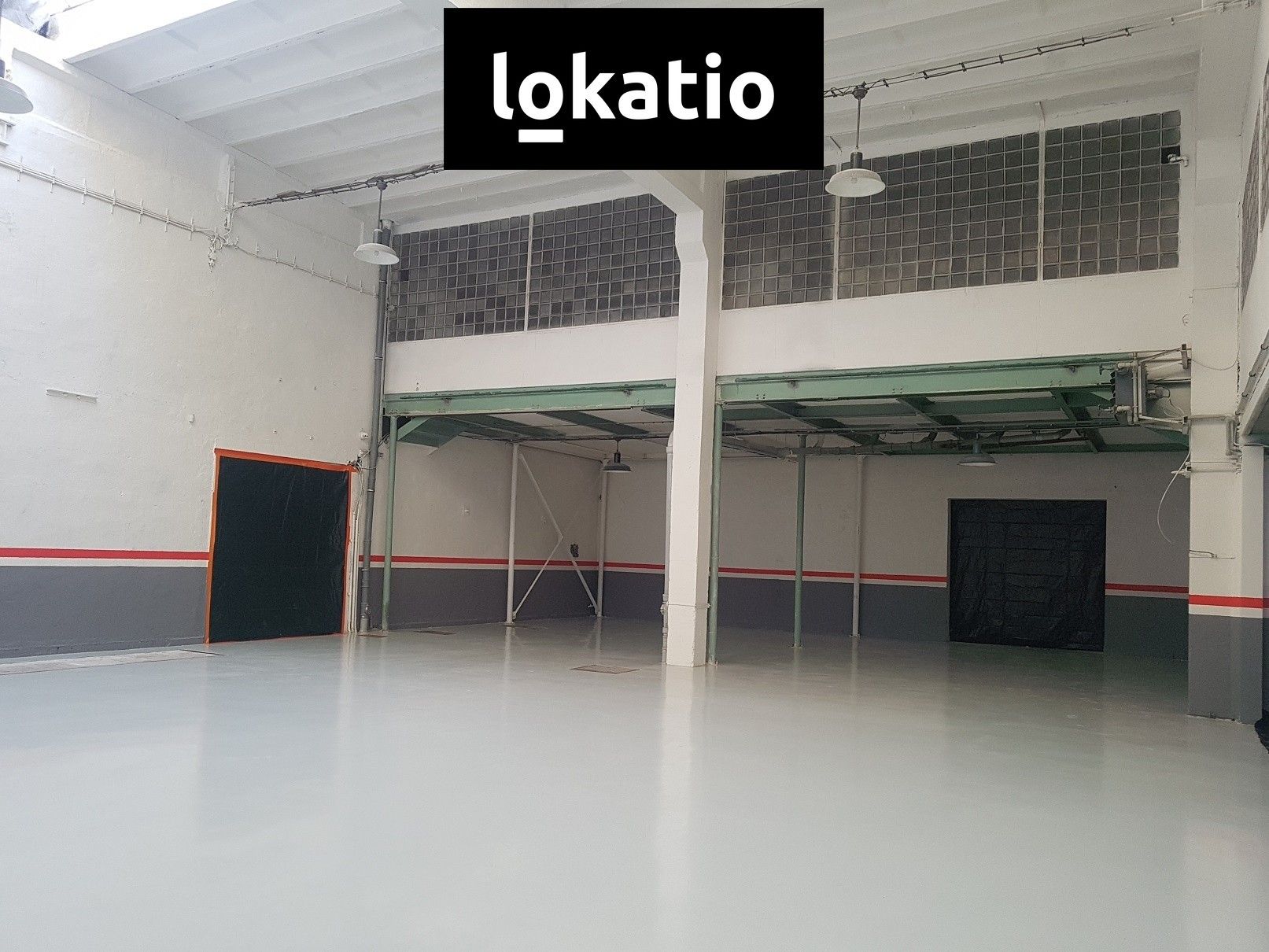 Pronájem sklad - Pražské Předměstí, Hradec Králové, 1 000 m²