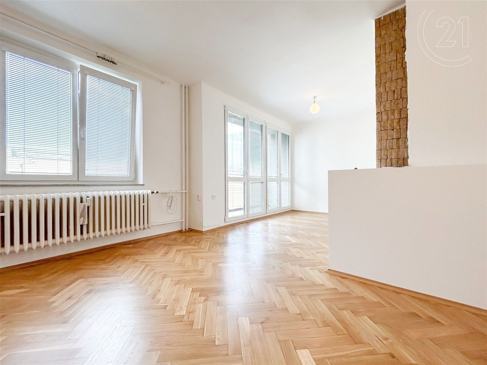 Pronájem byt 3+1 - Ve studeném, Praha, 68 m²