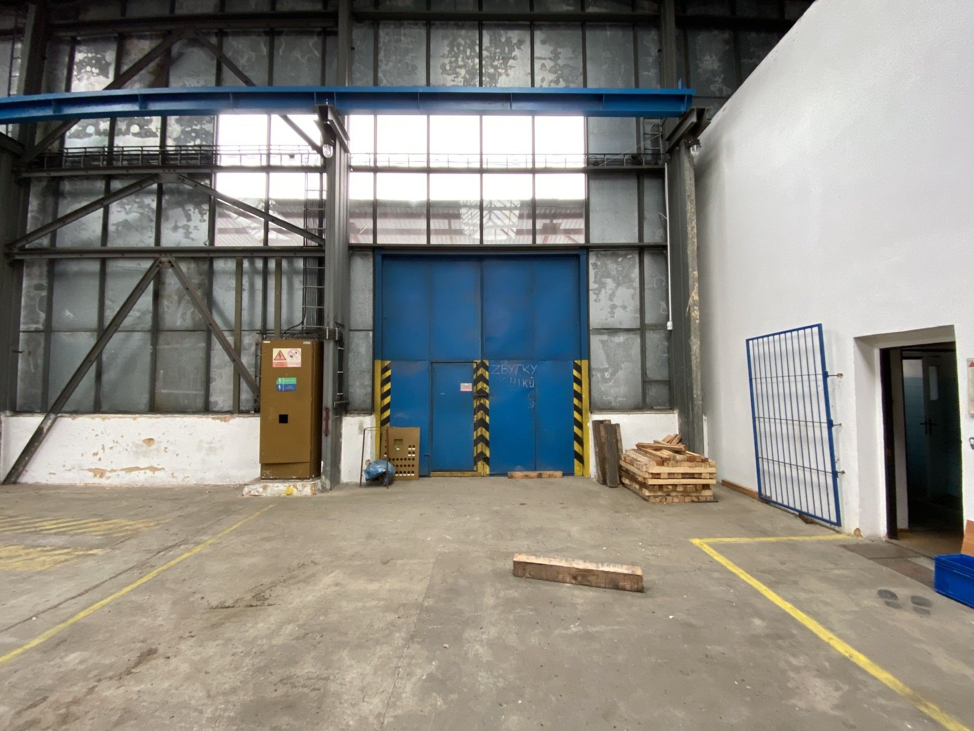 Pronájem sklad - Šůlova, Nýřany, 786 m²