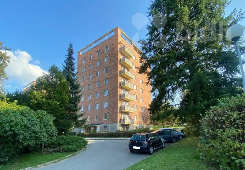 3+1, Věžové domy, Zlín, 65 m²