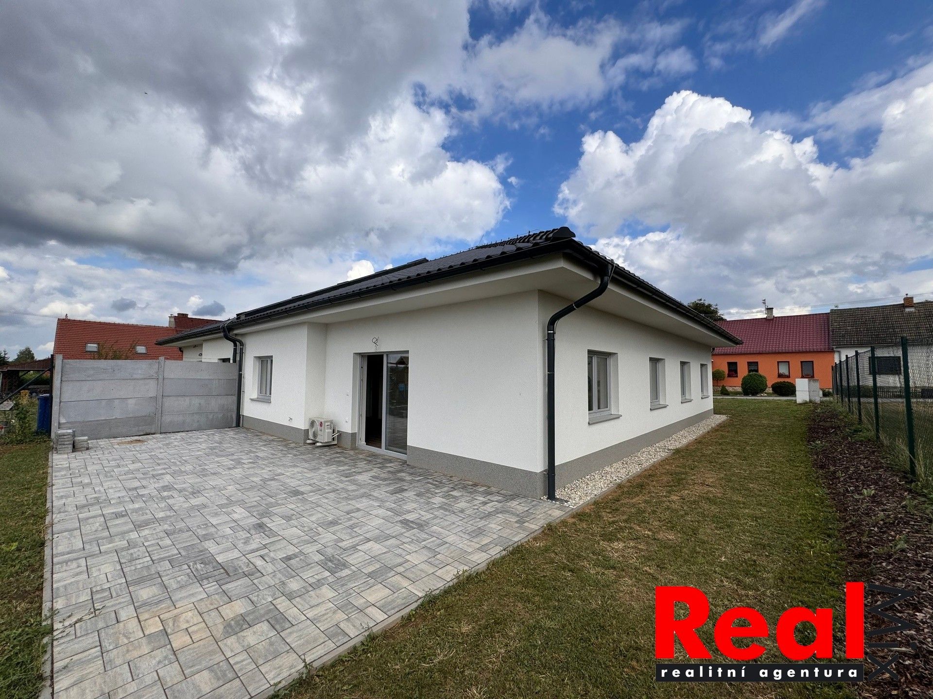 Prodej dům - Cetkovice, 120 m²