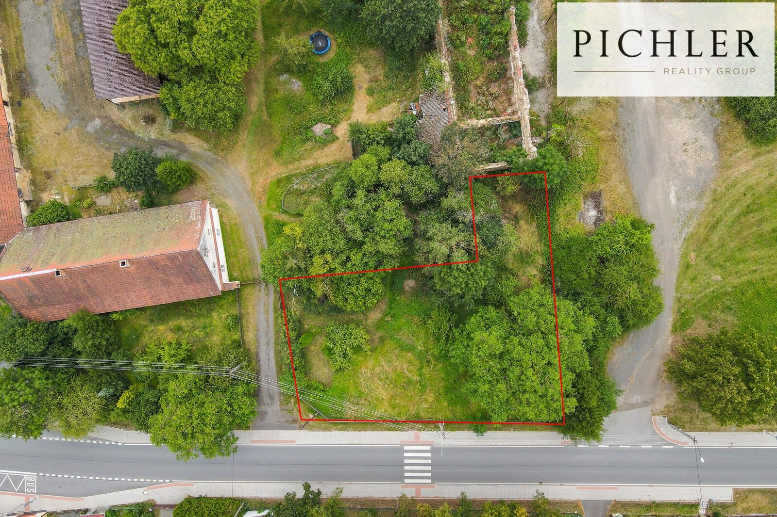 Prodej pozemek pro bydlení - Nové Mitrovice, 1 097 m²