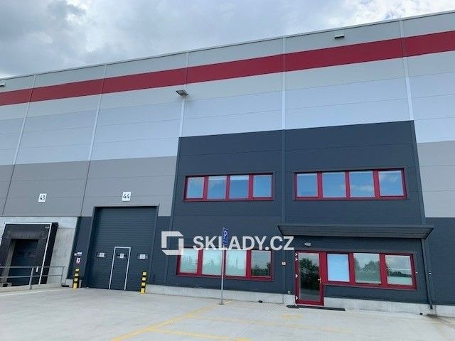 Sklady, Mstětice, Zeleneč, 1 000 m²