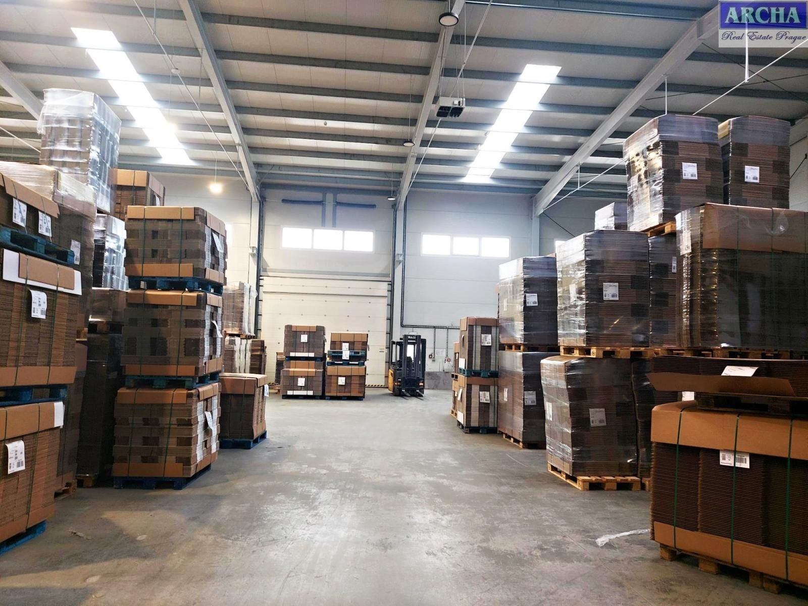 Sklady, Pražská, Hořovice, 2 197 m²