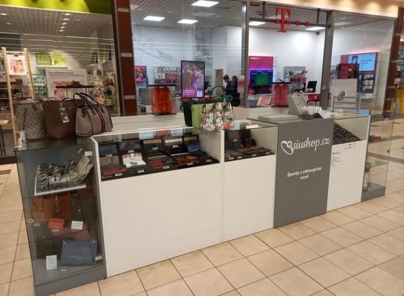 Ostatní, Praha, 182 00