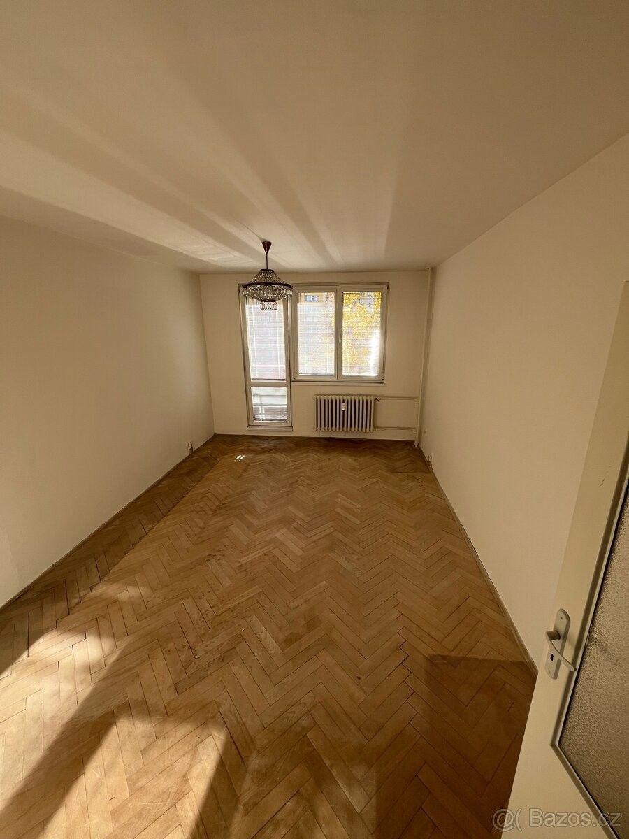 Byty, Ostrava, 700 30