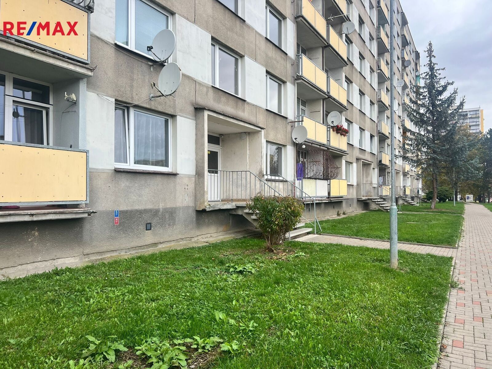 1+1, Sídliště Za Chlumem, Bílina, 36 m²