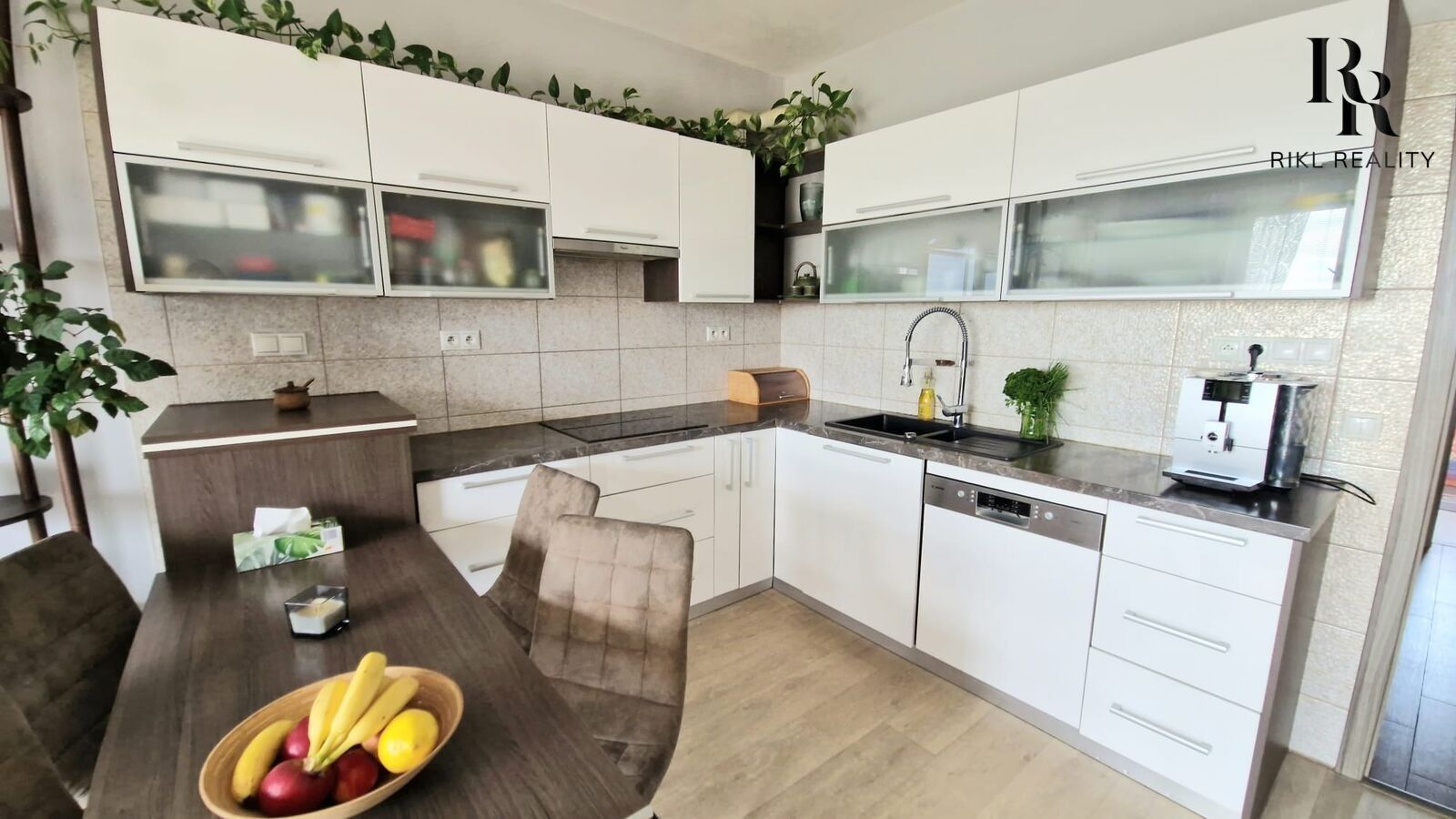 Prodej byt 3+kk - Novosadský dvůr, Olomouc, 74 m²