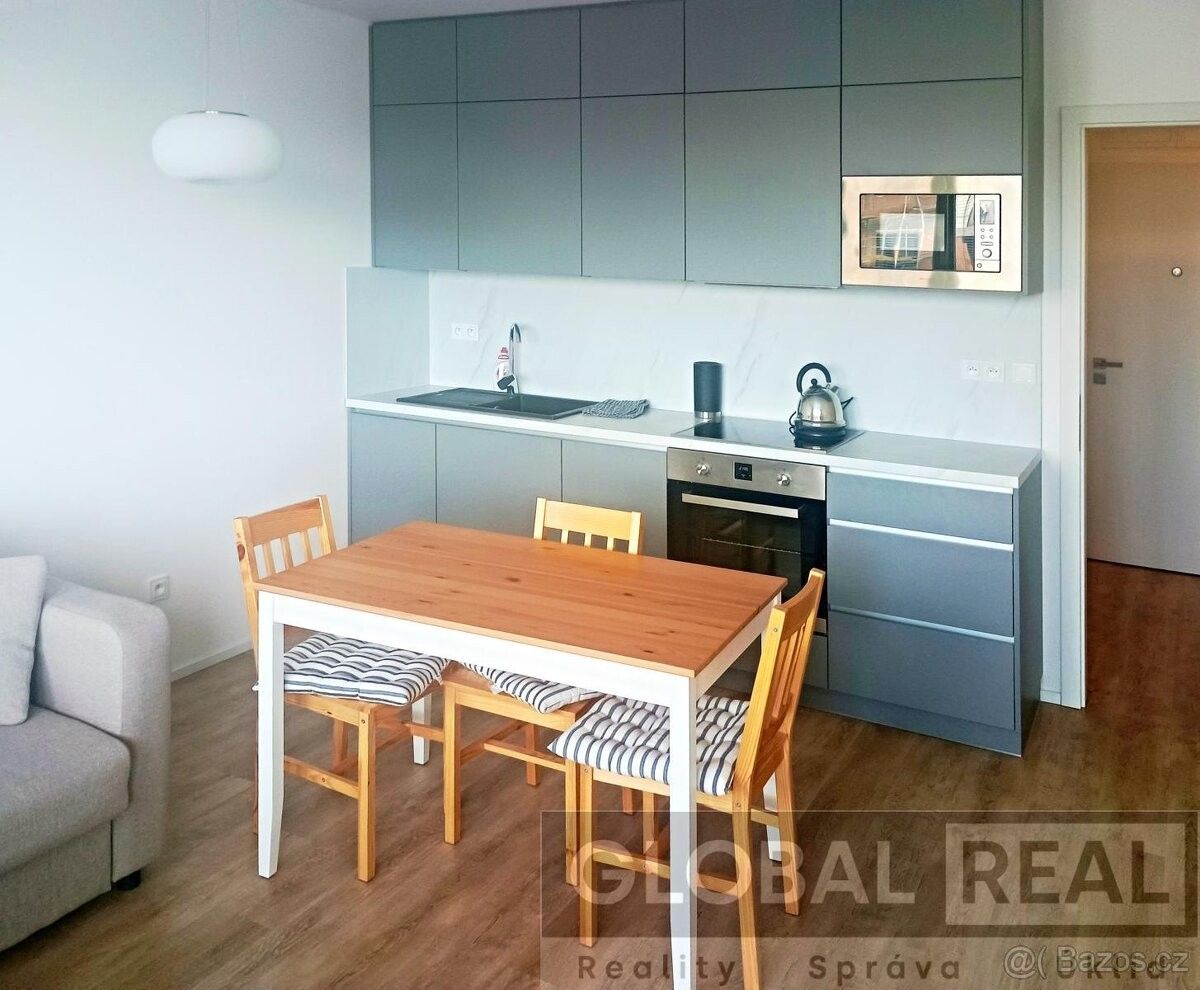 Byty, Velké Meziříčí, 594 01