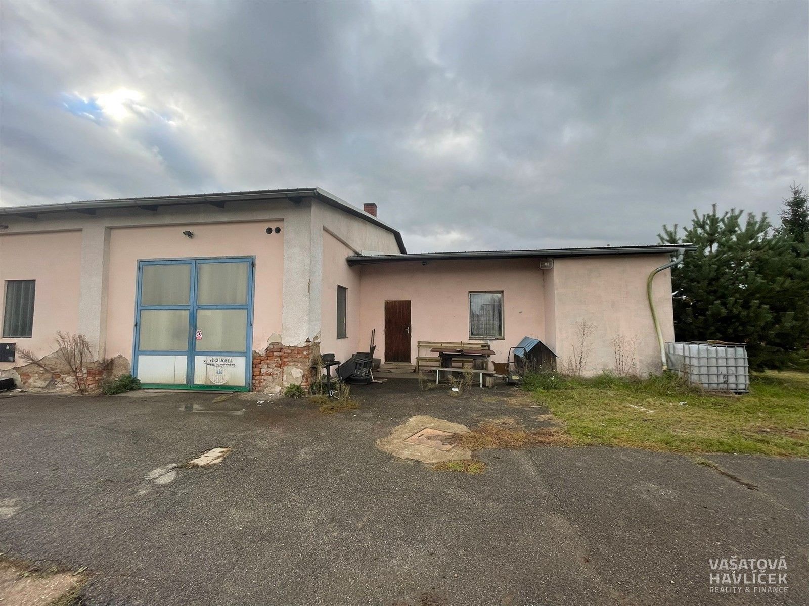 Zemědělské objekty, Na Státní, Holohlavy, 628 m²