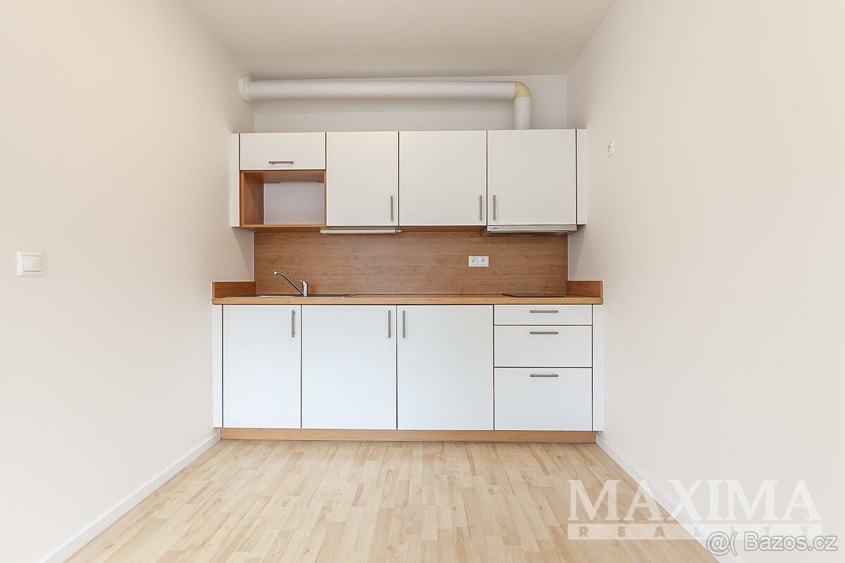 Prodej byt 1+kk - Praha, 100 00, 43 m²