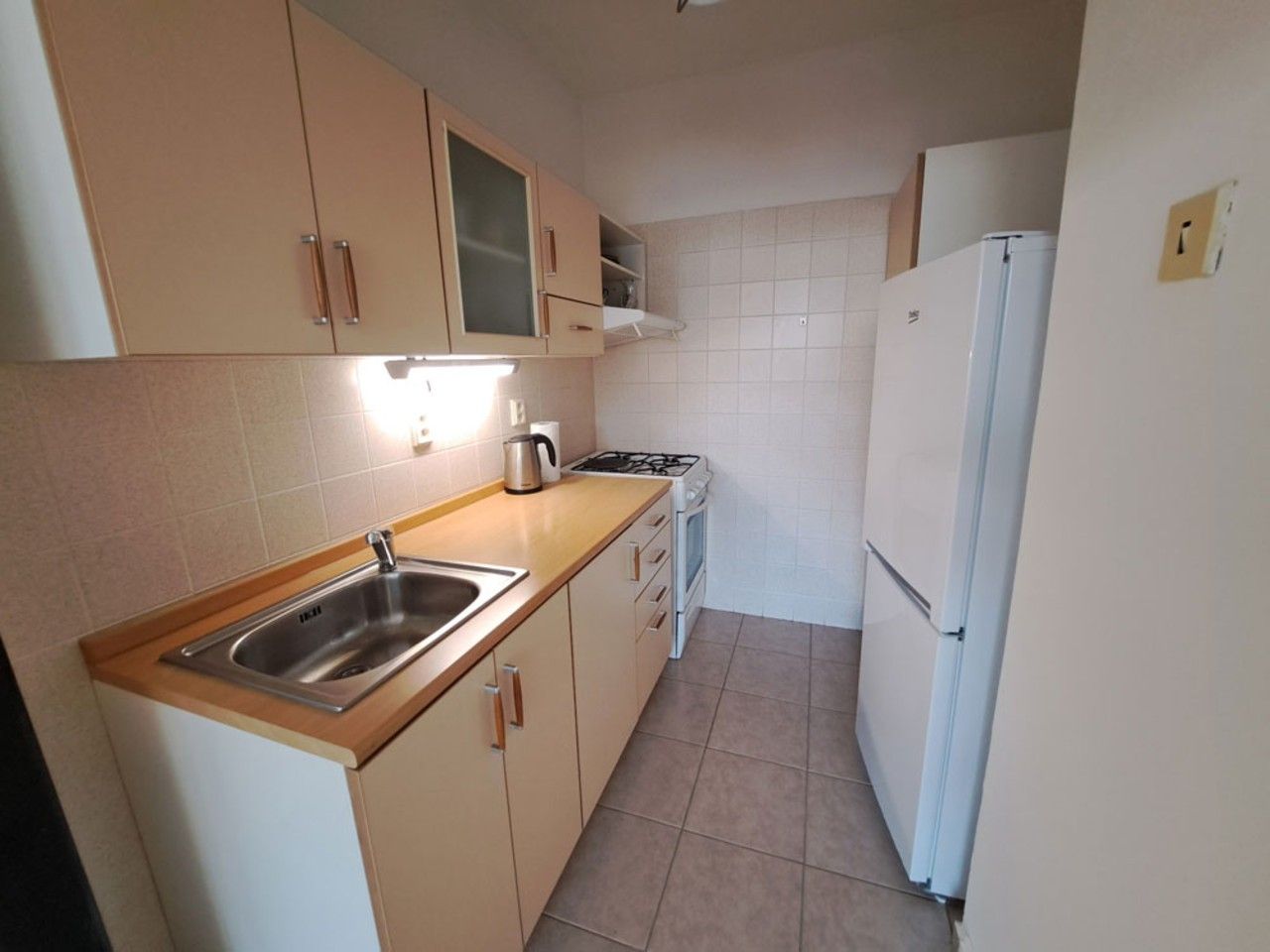 Prodej byt 2+kk - Hněvkovského, Praha, 42 m²