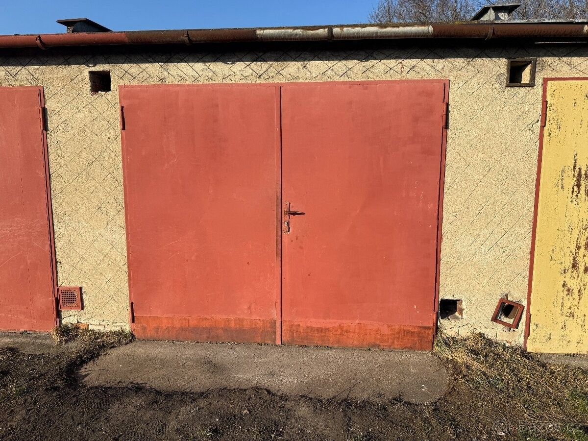 Garáže, Kralice na Hané, 798 12