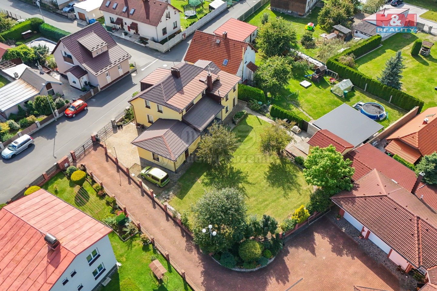 Prodej rodinný dům - Slovany, Chodová Planá, 230 m²