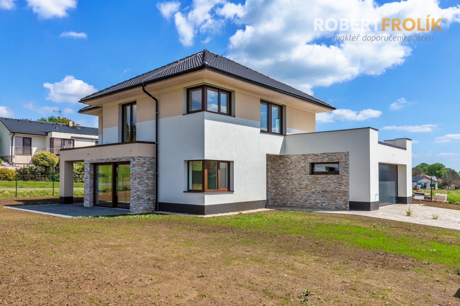 Prodej dům - Pod Kostelem, Sulice, 253 m²