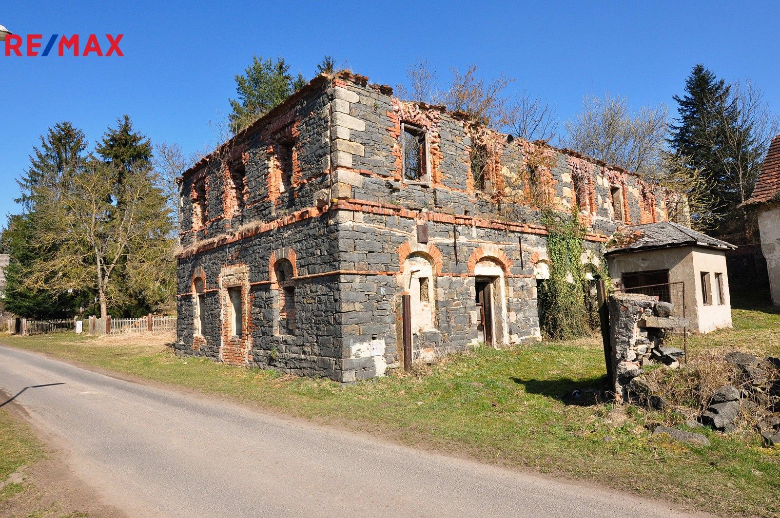 Prodej rodinný dům - Konojedy, Úštěk, 300 m²