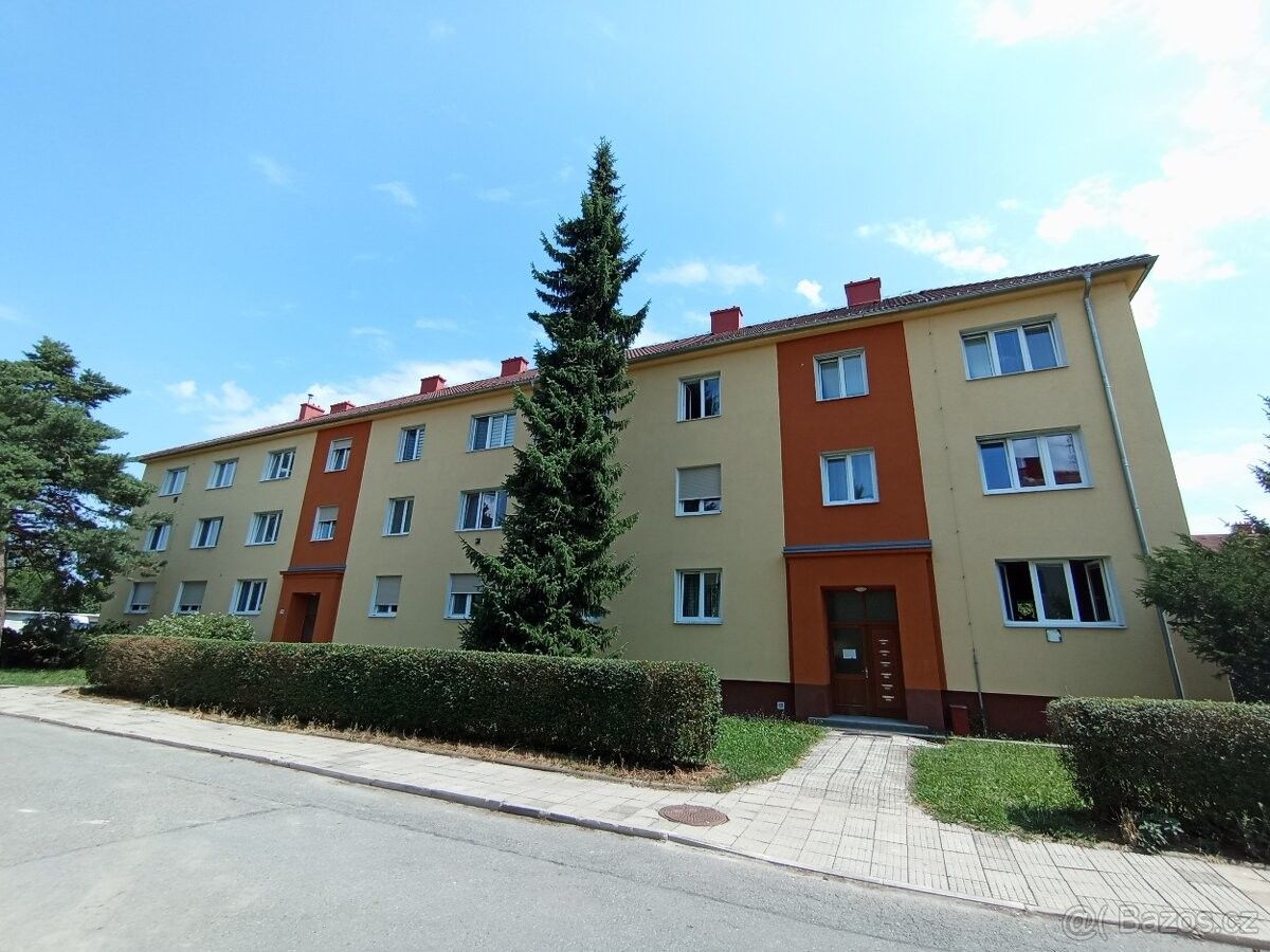 1+1, Uherské Hradiště, 686 01, 38 m²