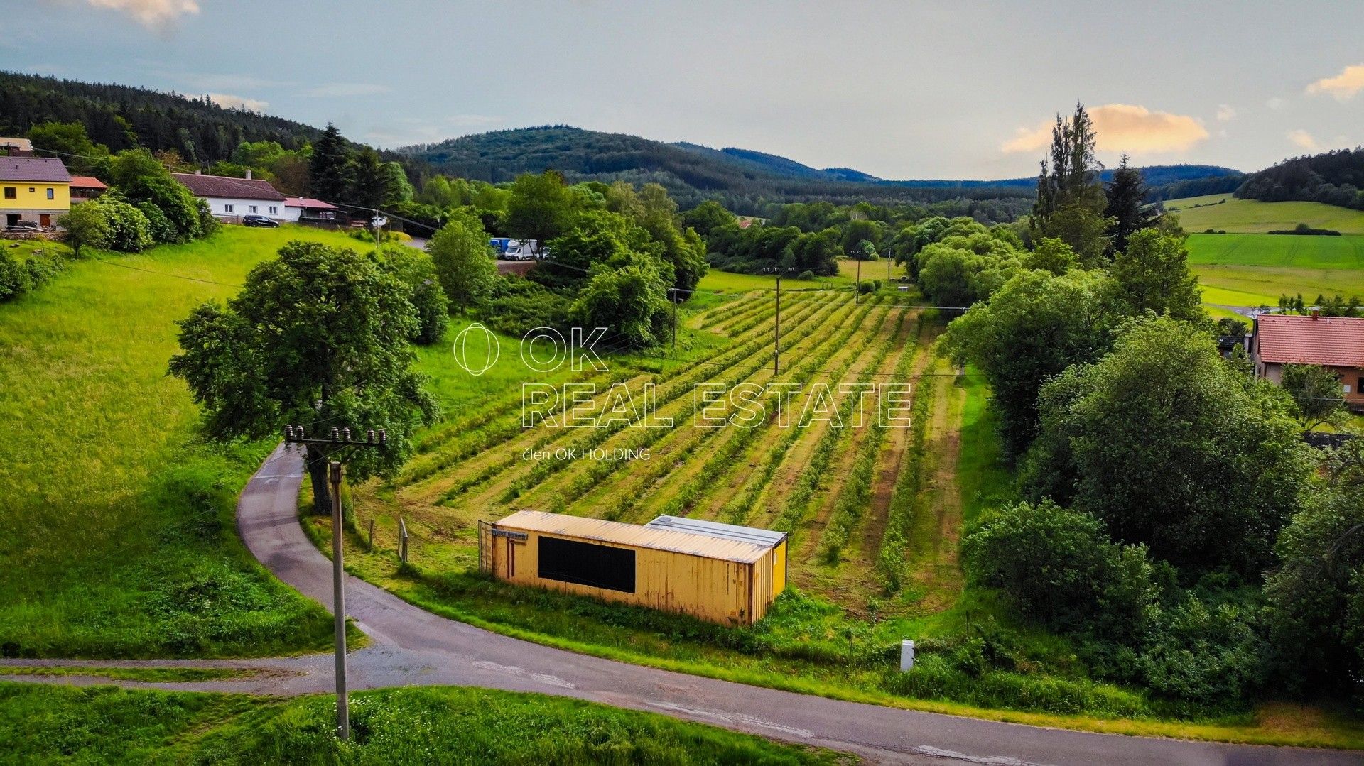 Prodej zemědělský pozemek - Ohrazenice, 10 000 m²