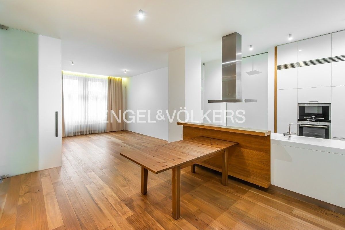 3+kk, Laubova, Praha, 141 m²