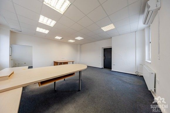 Kanceláře, Uherský Brod, 688 01