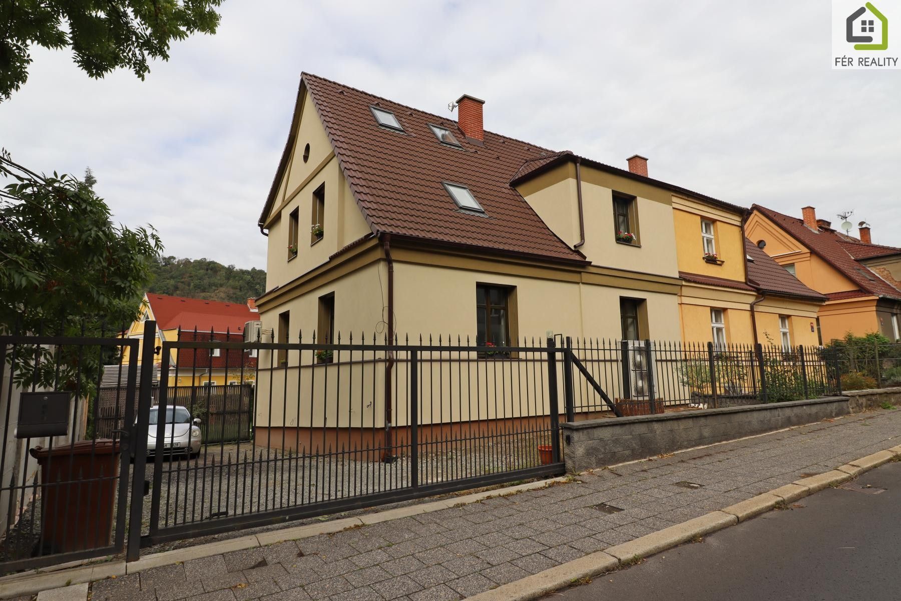 Rodinné domy, Železničářská, Ústí nad Labem, 255 m²