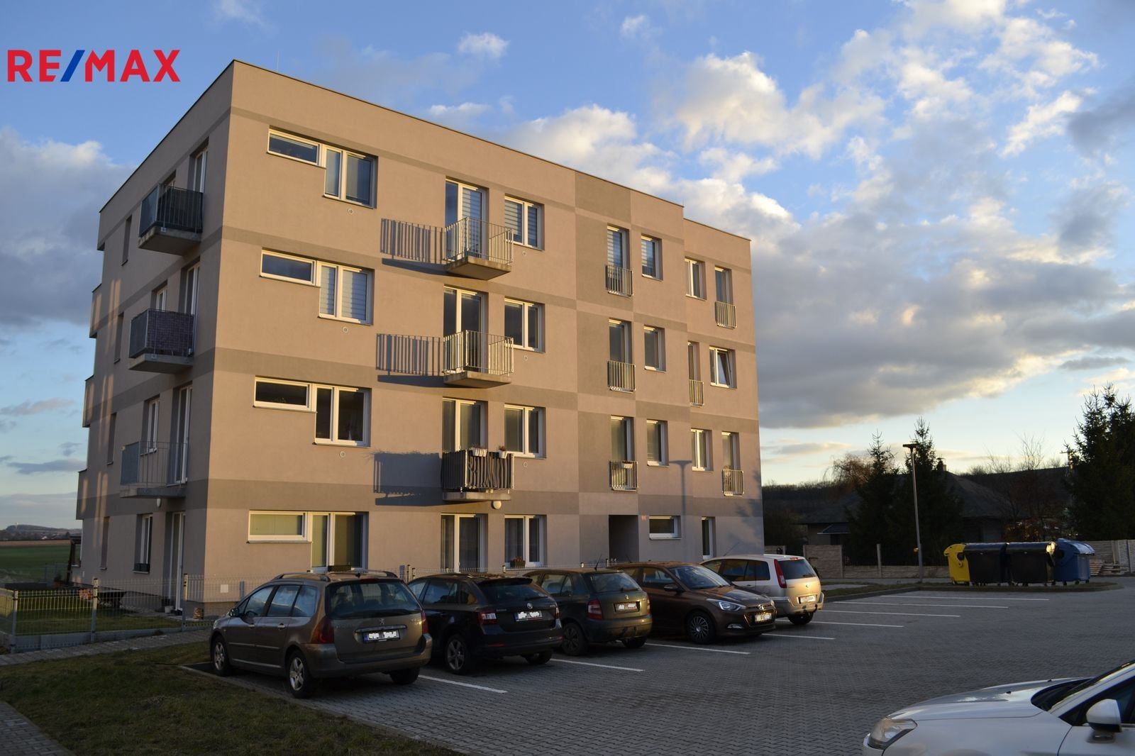 Pronájem byt 1+kk - Za Cukrovarem, Cerhenice, 37 m²