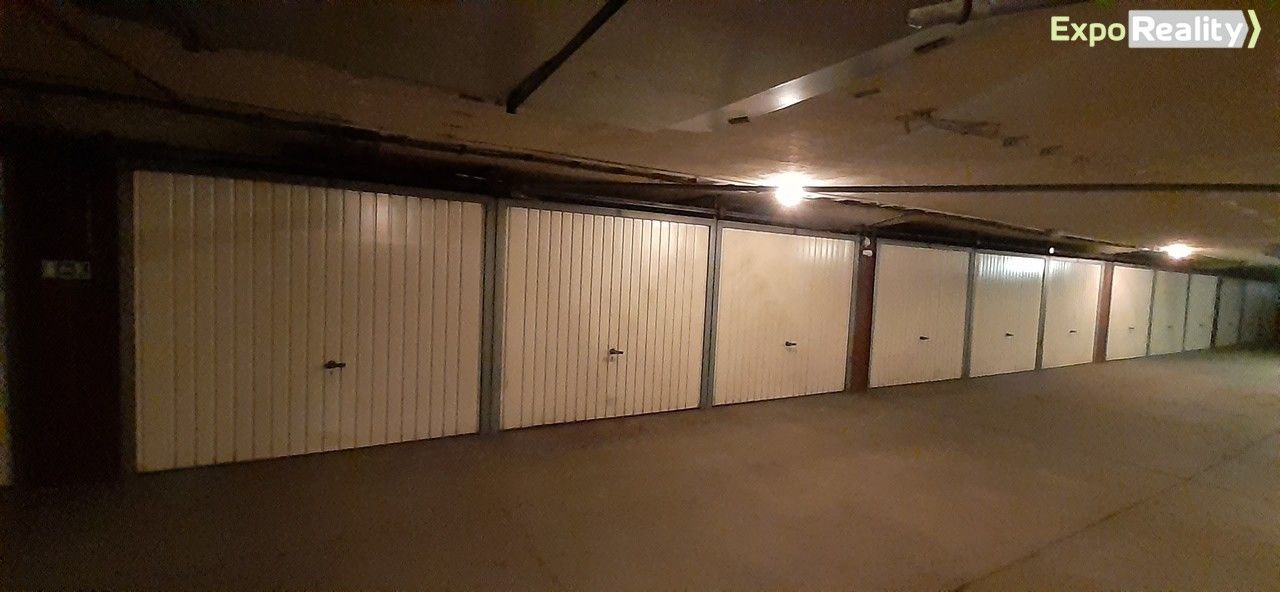 Prodej garáž - Dětská, Zlín, 14 m²