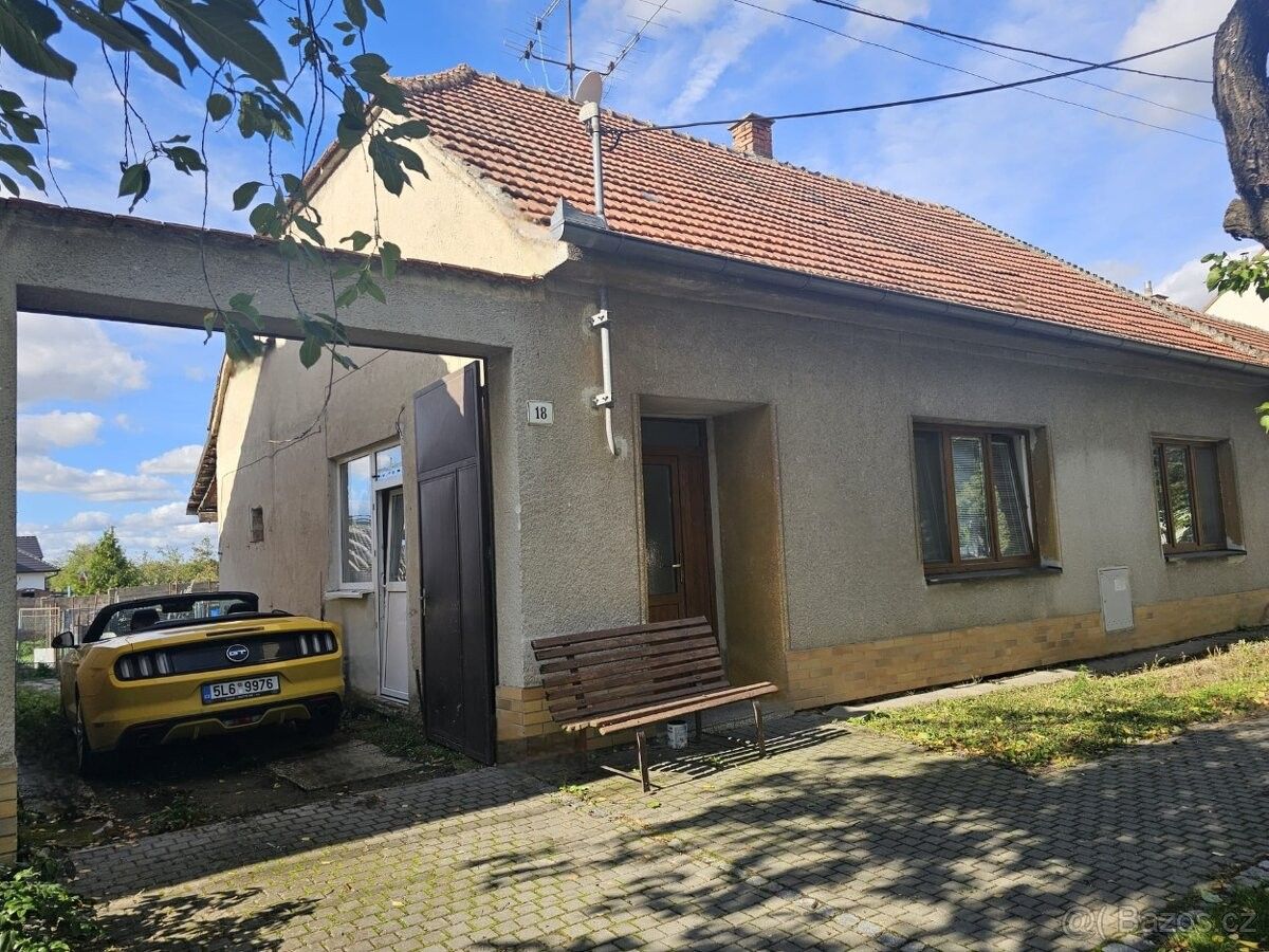 Prodej dům - Újezd u Brna, 664 53, 350 m²