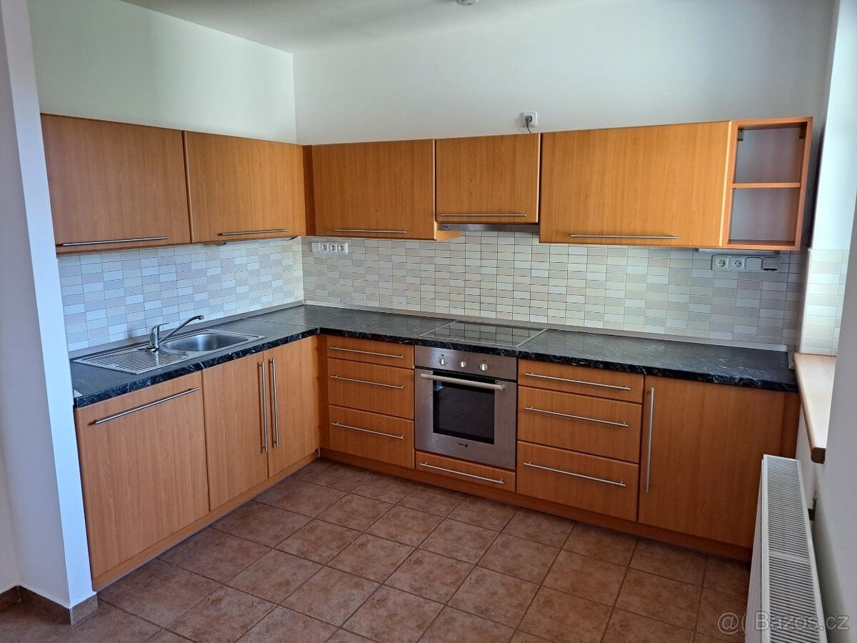 Pronájem byt - Náměšť nad Oslavou, 675 71