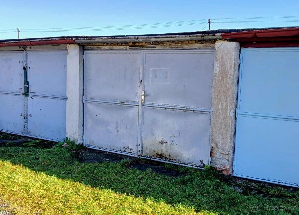 Garáže, Pardubice, 530 02