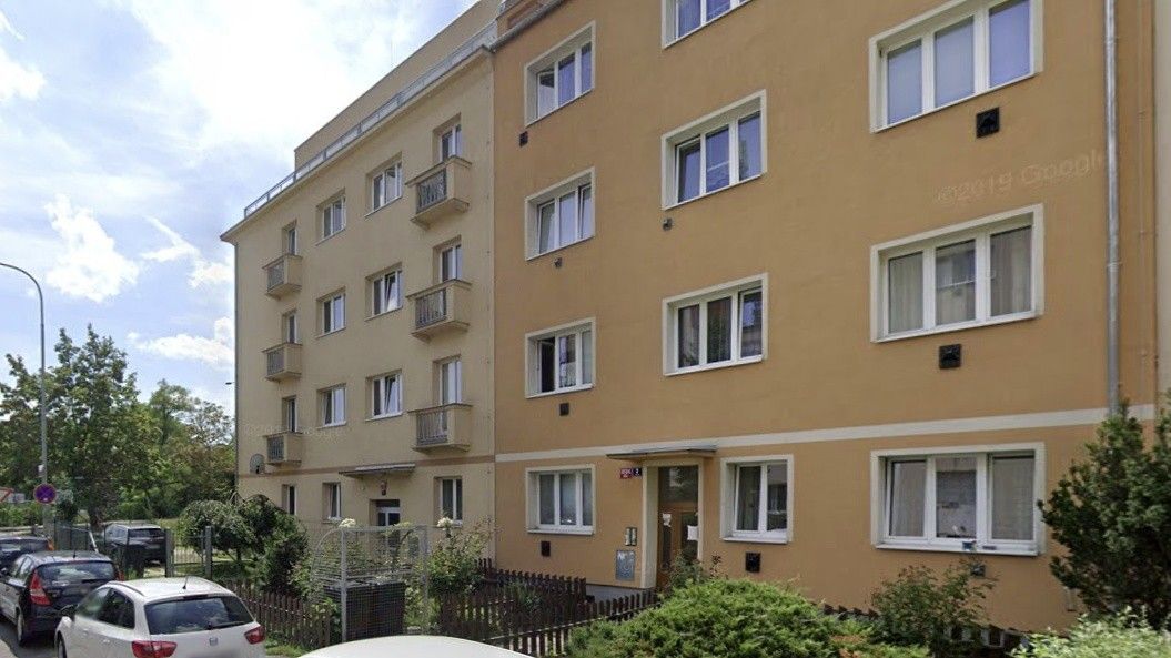 Prodej byt 1+1 - Počátecká, Praha, 36 m²