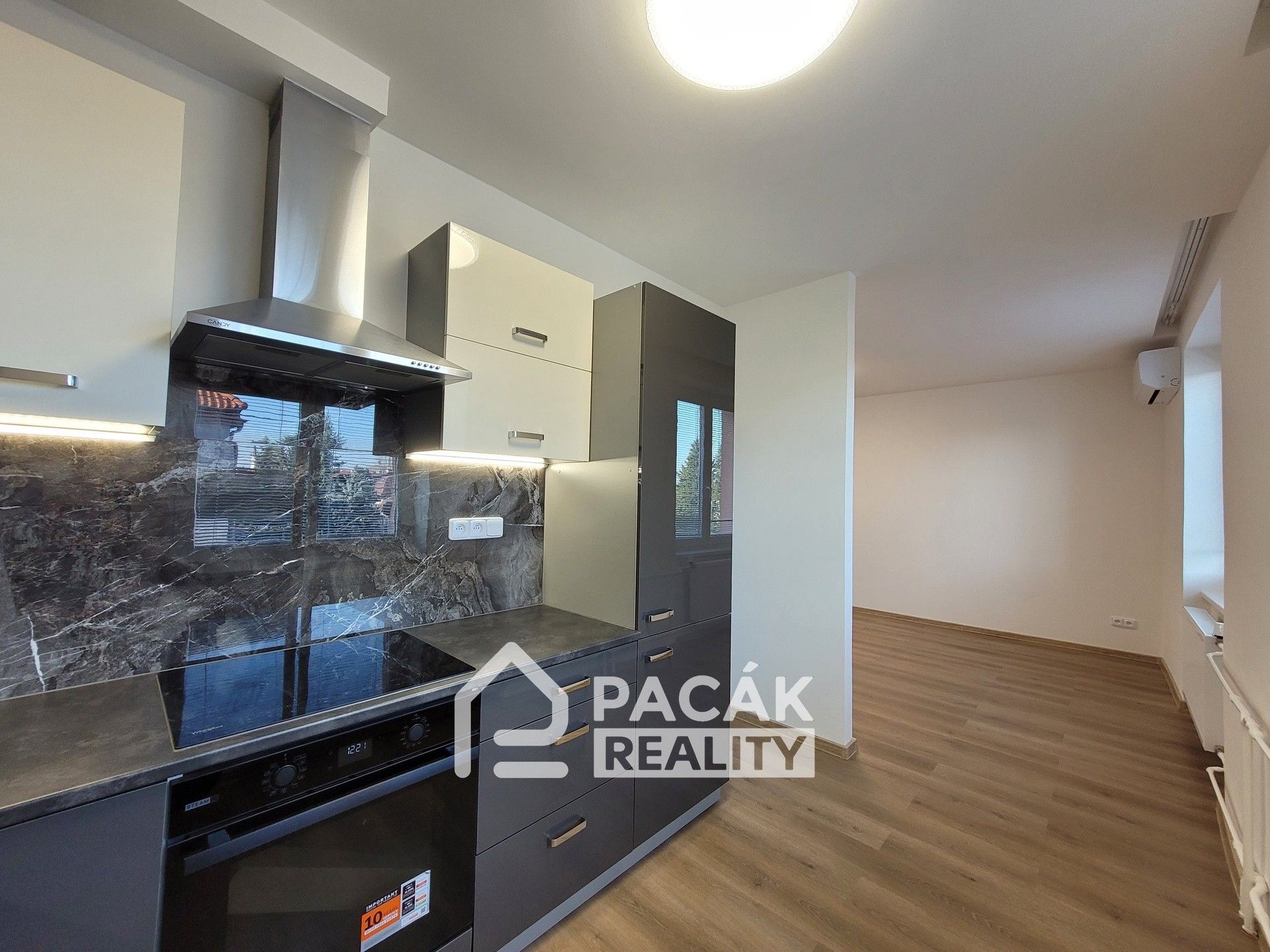 3+1, Nerudova, Uničov, 64 m²