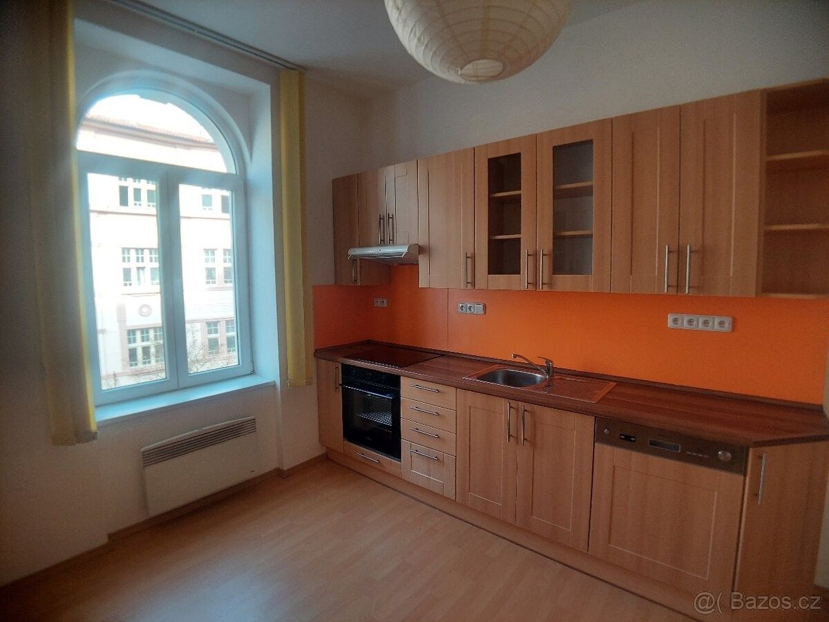 Byty, Tábor, 390 01