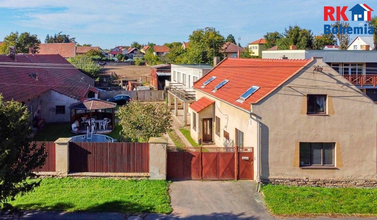 Rodinné domy, Bylany, Chrášťany, 218 m²