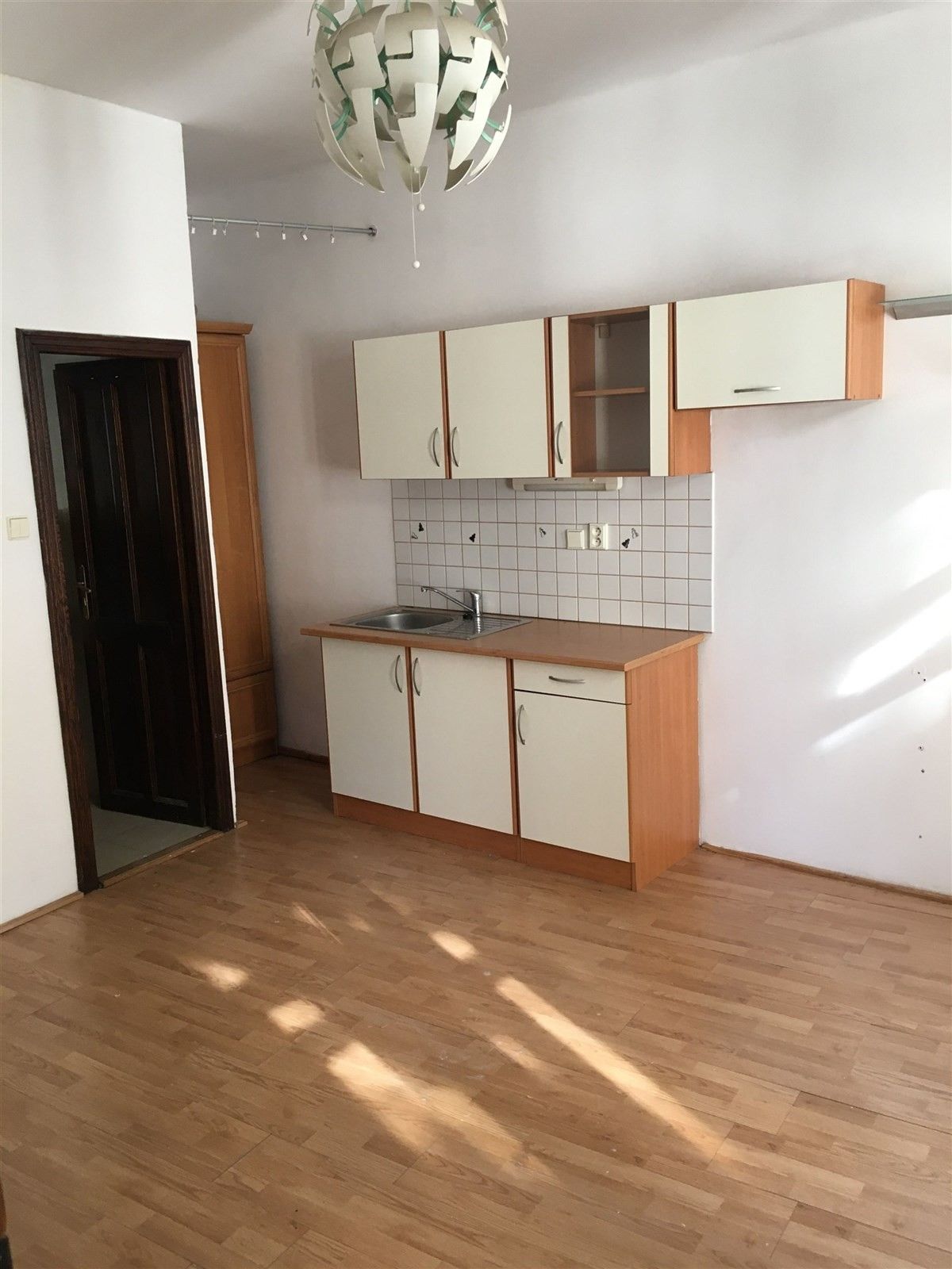 1+kk, Dlouhá, Žatec, 25 m²