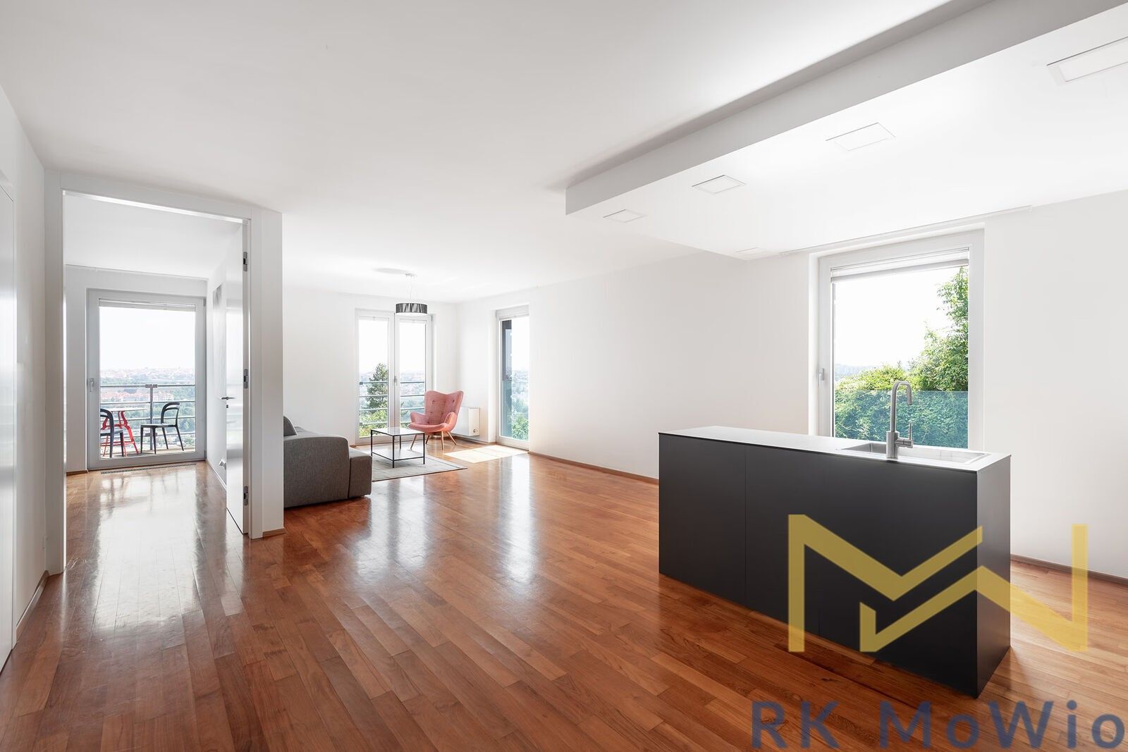 3+kk, U Dívčích hradů, Praha, 102 m²