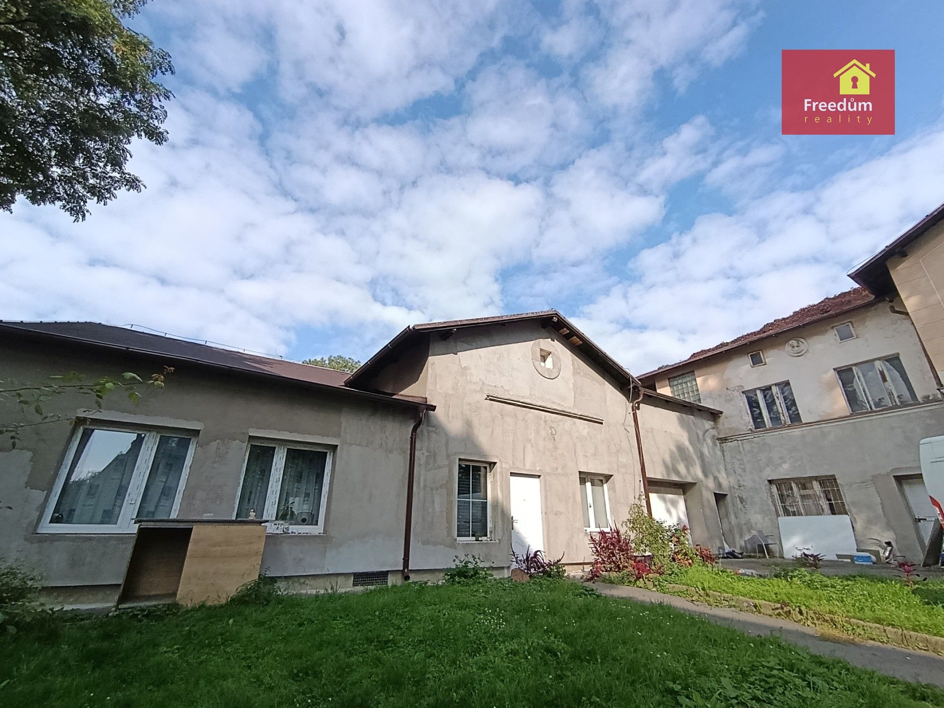 Rodinné domy, Vrchlického, Teplice, 450 m²