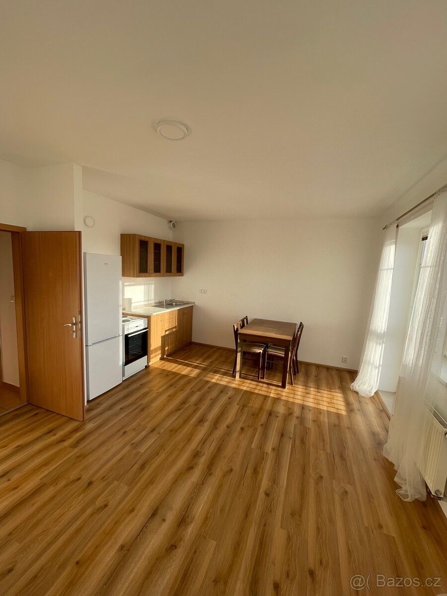 Byty, Jihlava, 586 01