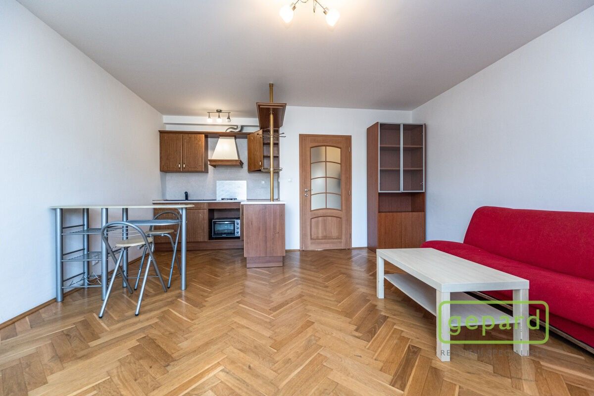 2+kk, Orelská, Praha, 59 m²