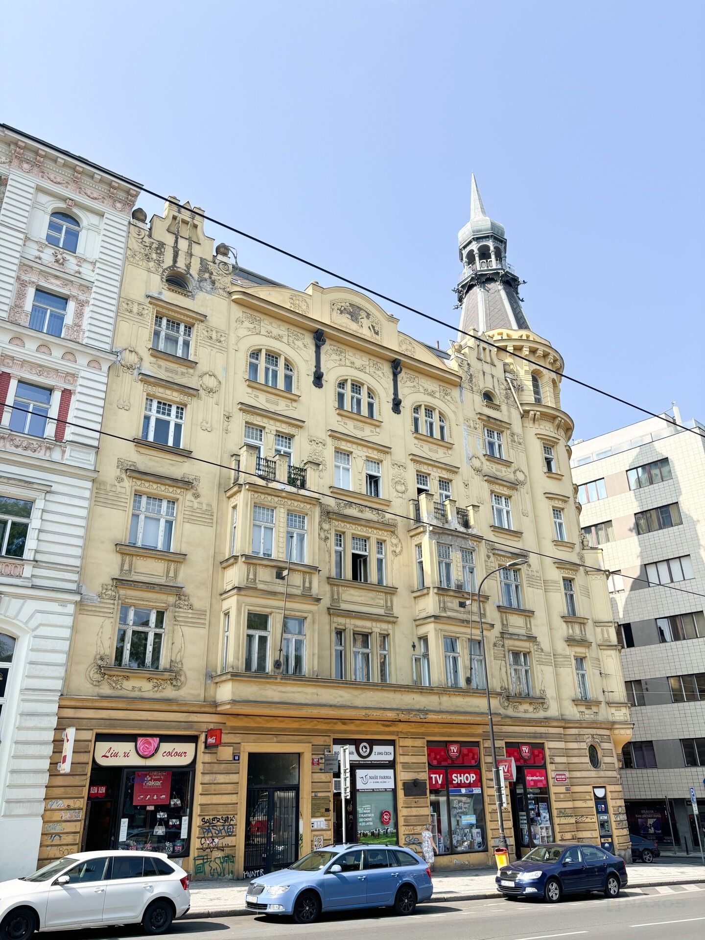 Pronájem byt 1+1 - Karlovo náměstí, Praha, 55 m²