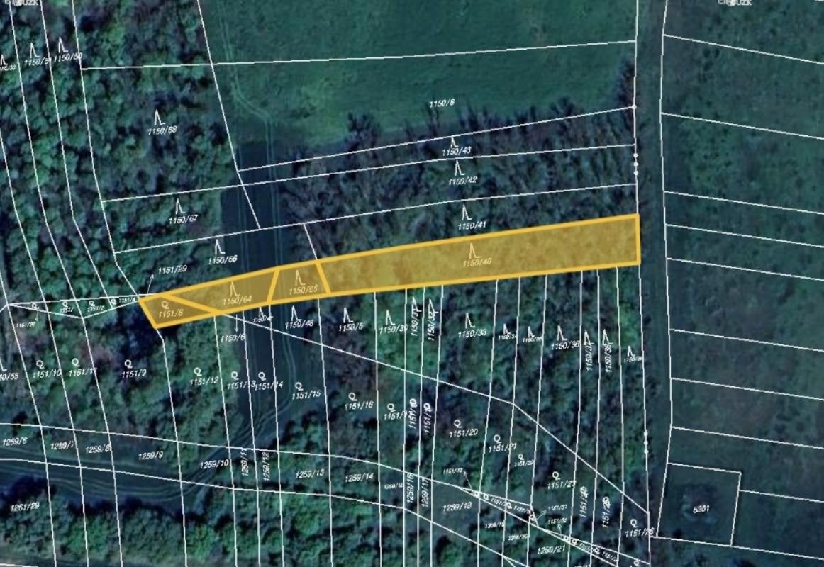 Lesy, Morašice, 1 918 m²