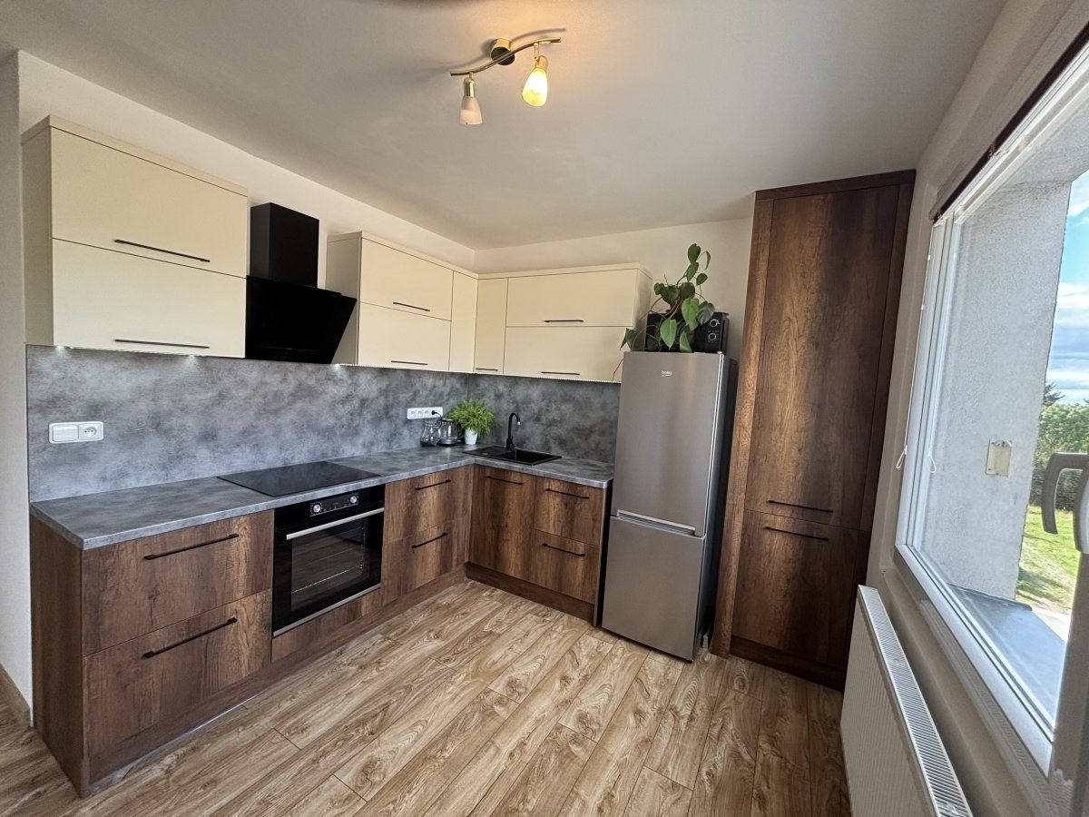 4+1, Zahradní, Ostroměř, 92 m²