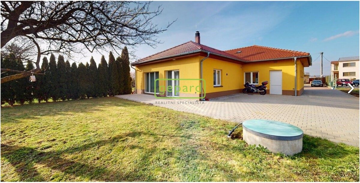 Prodej dům - Šlapanice u Brna, 664 51, 180 m²